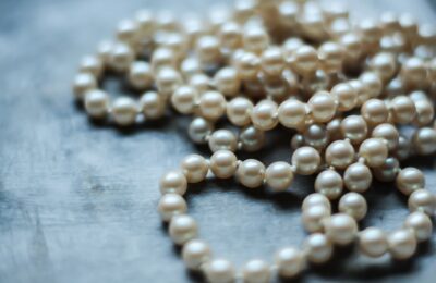 Les avantages d’acheter des perles en gros à Paris pour les créateurs de bijoux